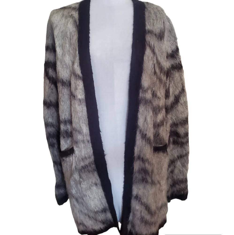 NWOT WHBM Cardigan - Picture 1 of 5